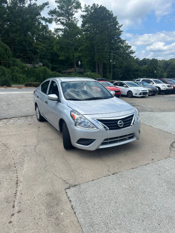2018 Nissan Versa SV