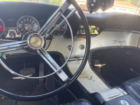 1962 Ford Thunderbird