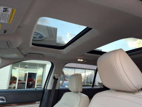 2019 Ford Explorer Platinum