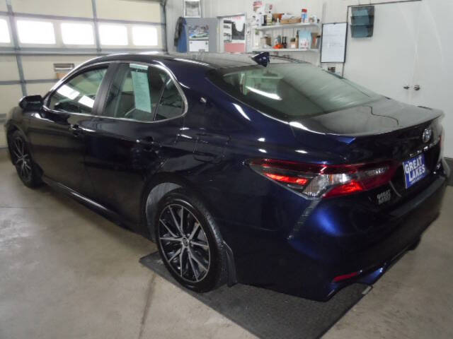 2022 Toyota Camry SE