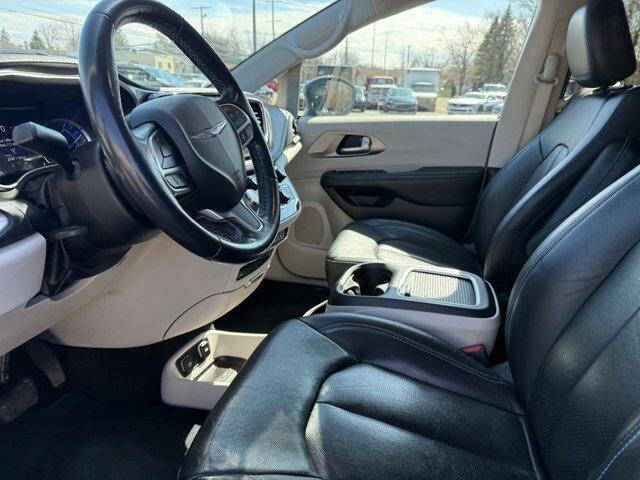 2021 Chrysler Pacifica Hybrid Touring L