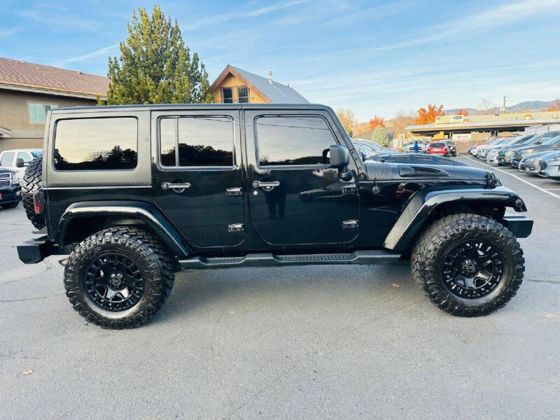 2013 Jeep Wrangler Unlimited Sahara