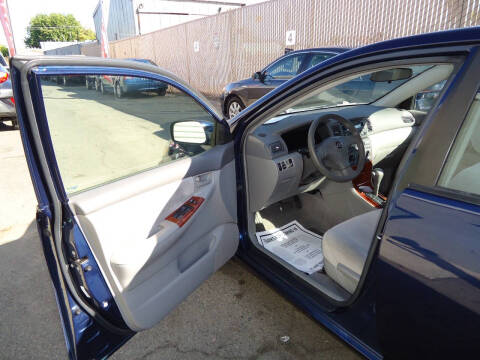 2006 Toyota Corolla LE