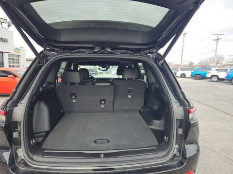 2024 Jeep Grand Cherokee Laredo