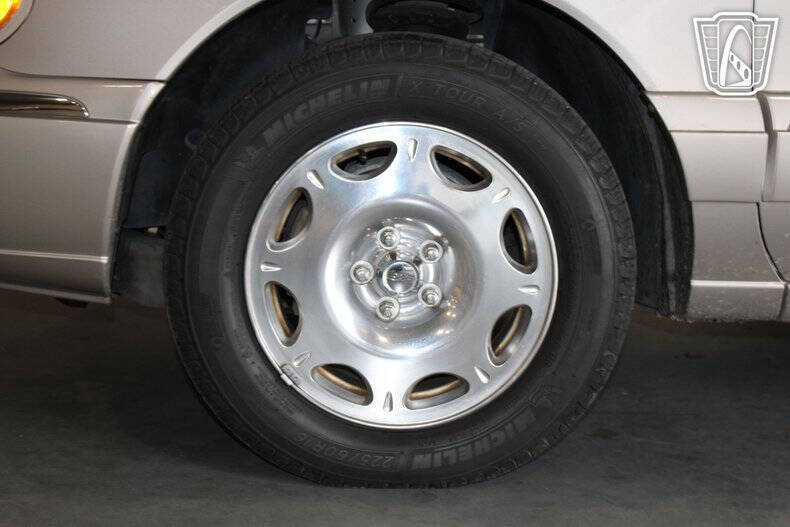 1999 Lincoln Continental