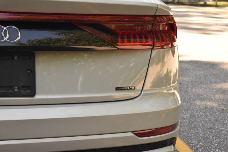 2021 Audi Q8 quattro Premium Plus 55 TFSI