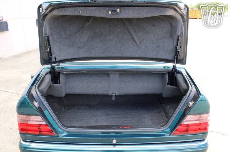 1994 Mercedes-Benz E-Class E 320