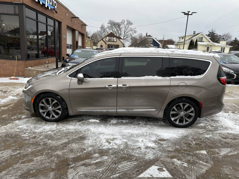 2017 Chrysler Pacifica Limited