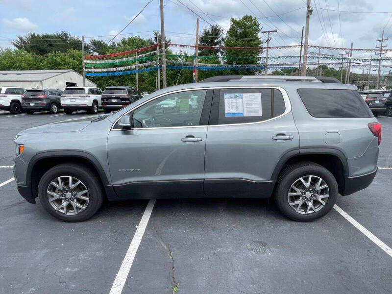 2023 GMC Acadia SLE