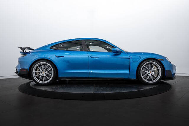 2025 Porsche Taycan Turbo GT w/ Weissach Package