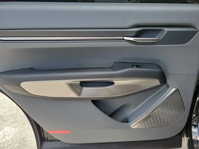 2026 Kia EV9 Light Long Range