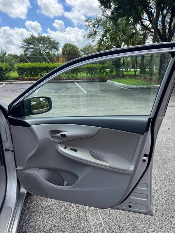 2011 Toyota Corolla S