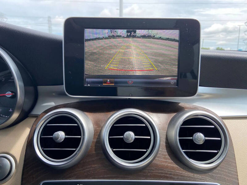 2019 Mercedes-Benz GLC GLC 300