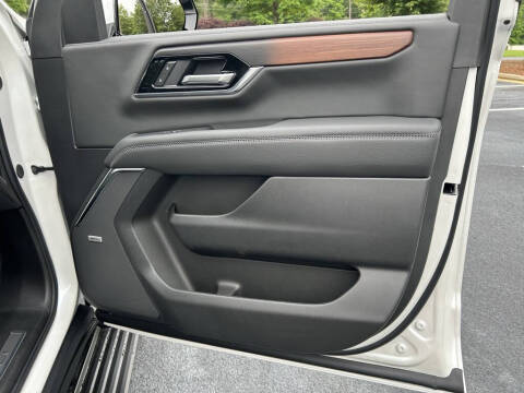 2025 GMC Yukon Denali