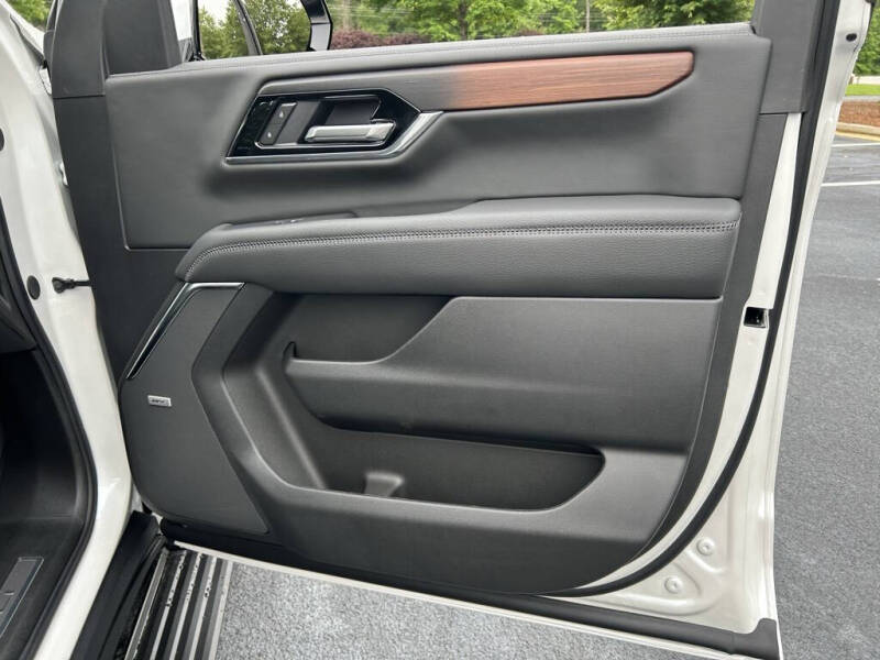 2025 GMC Yukon Denali