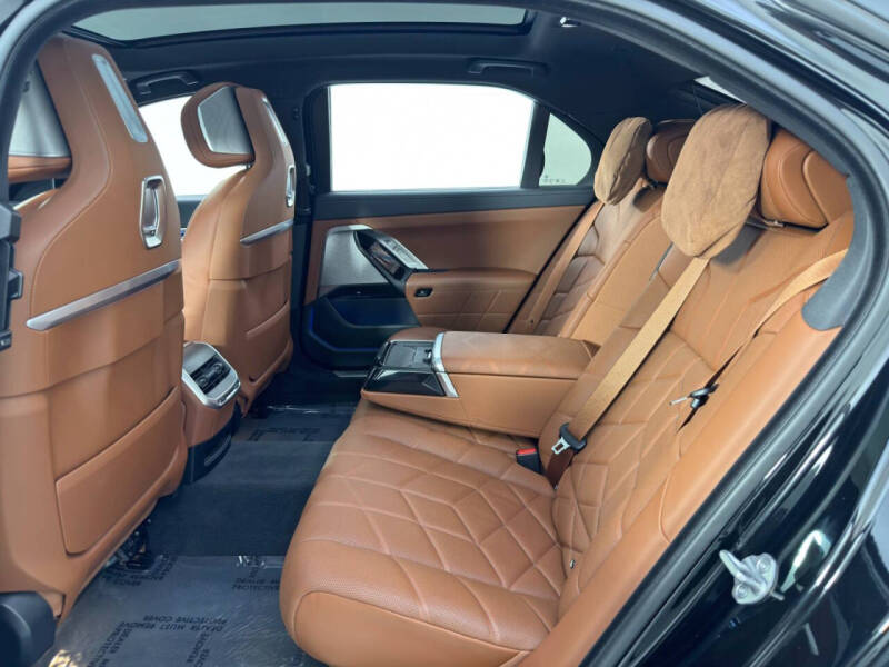 2024 BMW i7 eDrive50