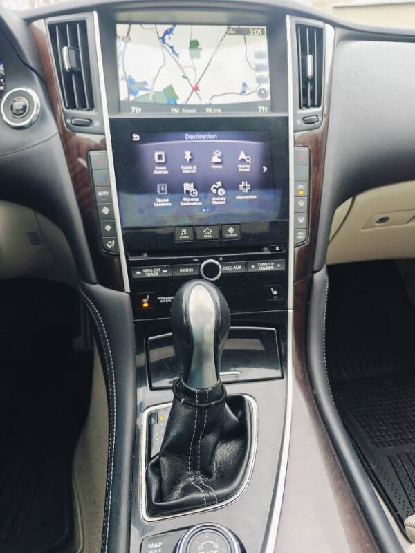 2014 Infiniti Q50 Sport