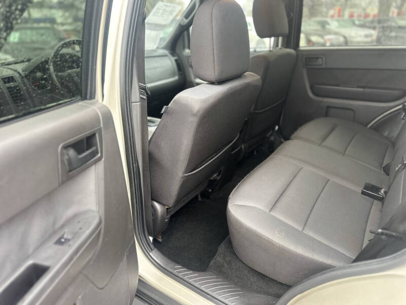 2011 Ford Escape XLT