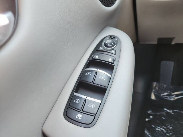 2025 Infiniti QX50 Luxe