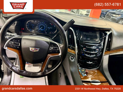 2017 Cadillac Escalade Luxury