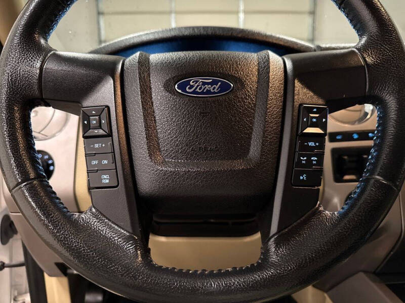 2017 Ford Expedition EL XLT