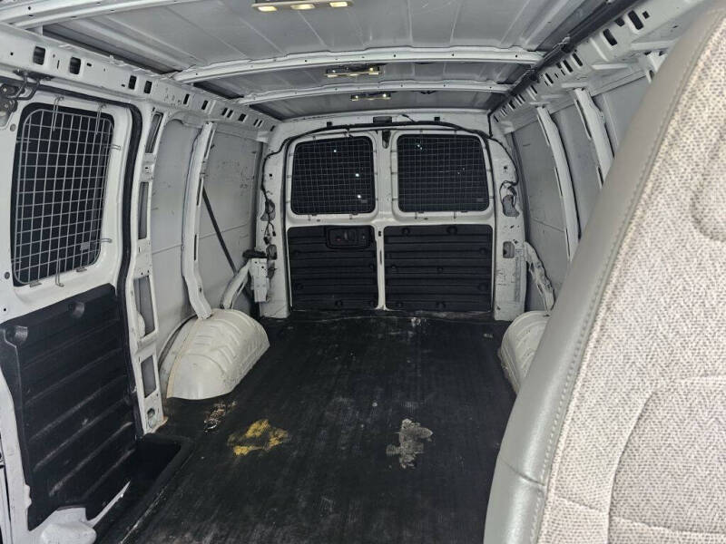 2017 Chevrolet Express 2500