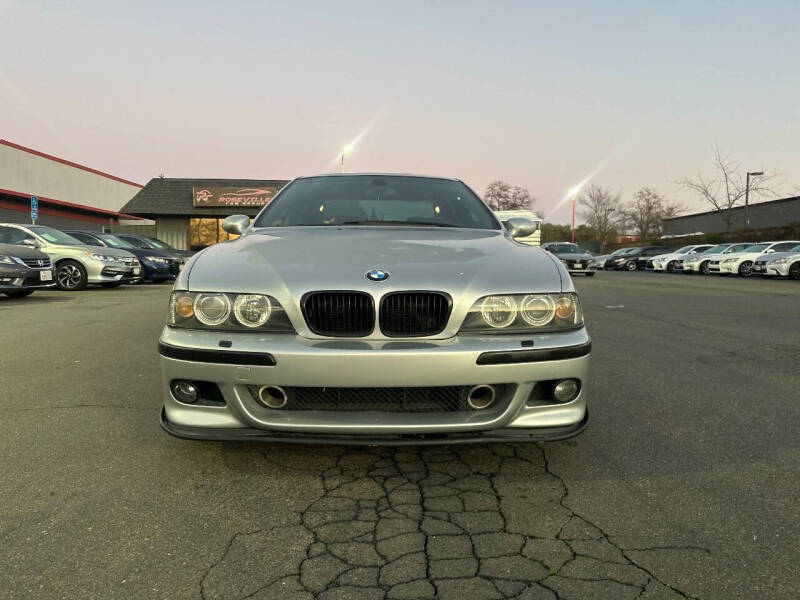 2000 BMW M5