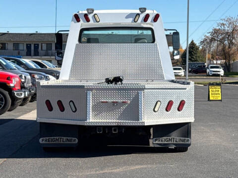 2007 Freightliner M2 106