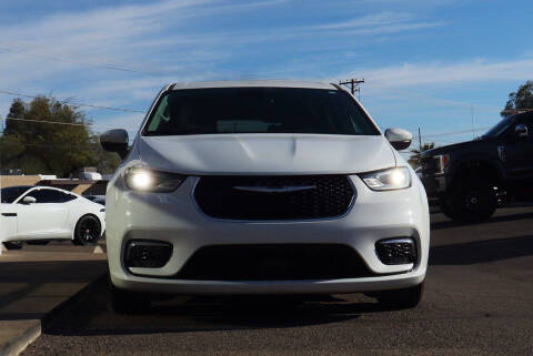 2023 Chrysler Pacifica Touring L