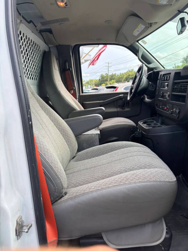 2020 Chevrolet Express 2500