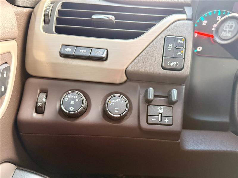 2017 GMC Yukon XL Denali