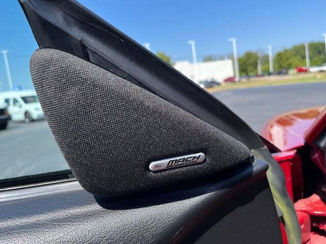 1996 Ford Mustang SVT Cobra 30