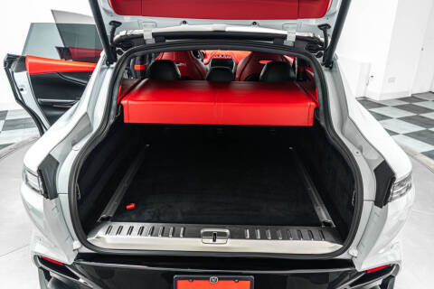 2021 Aston Martin DBX