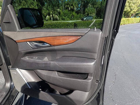 2018 Cadillac Escalade Premium Luxury