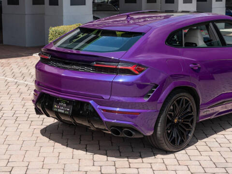 2025 Lamborghini Urus SE