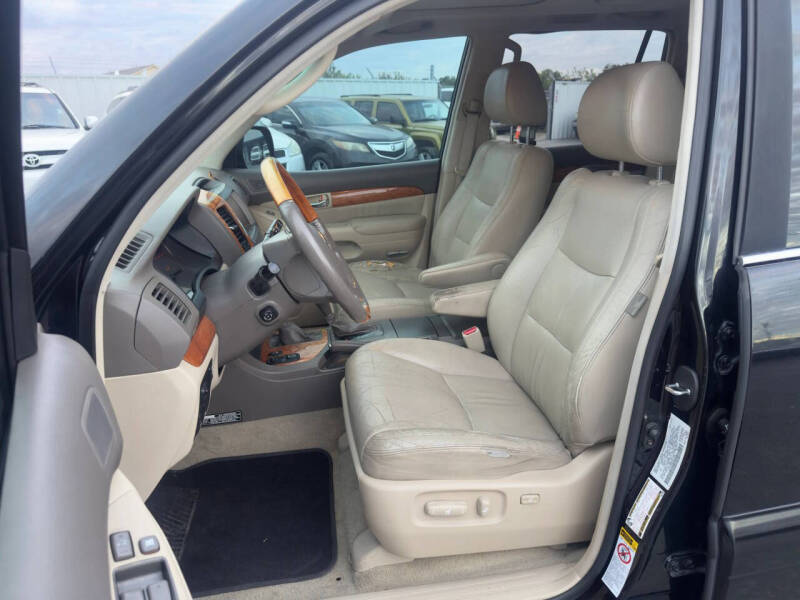 2004 Lexus GX 470