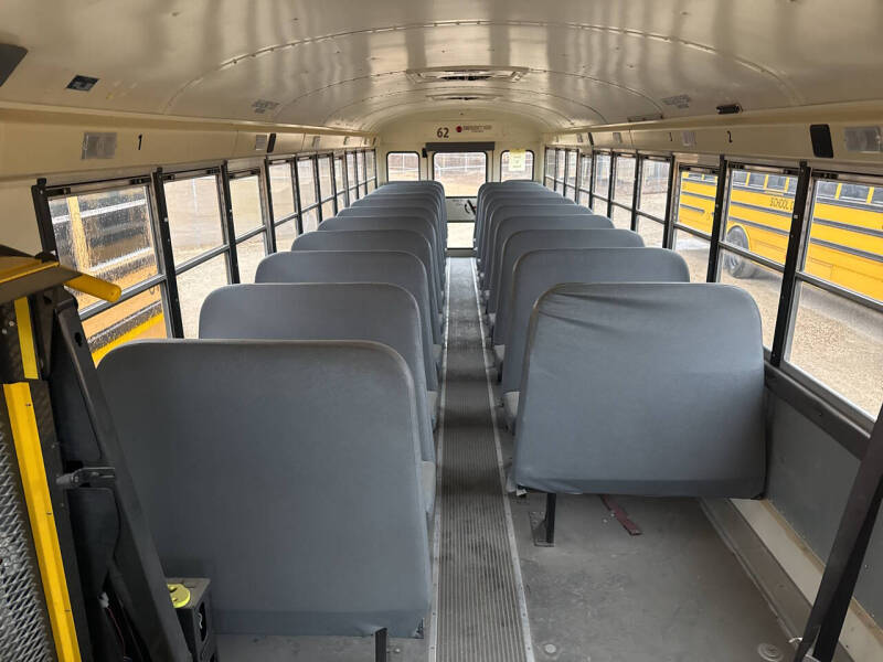 2011 IC Bus CE Series