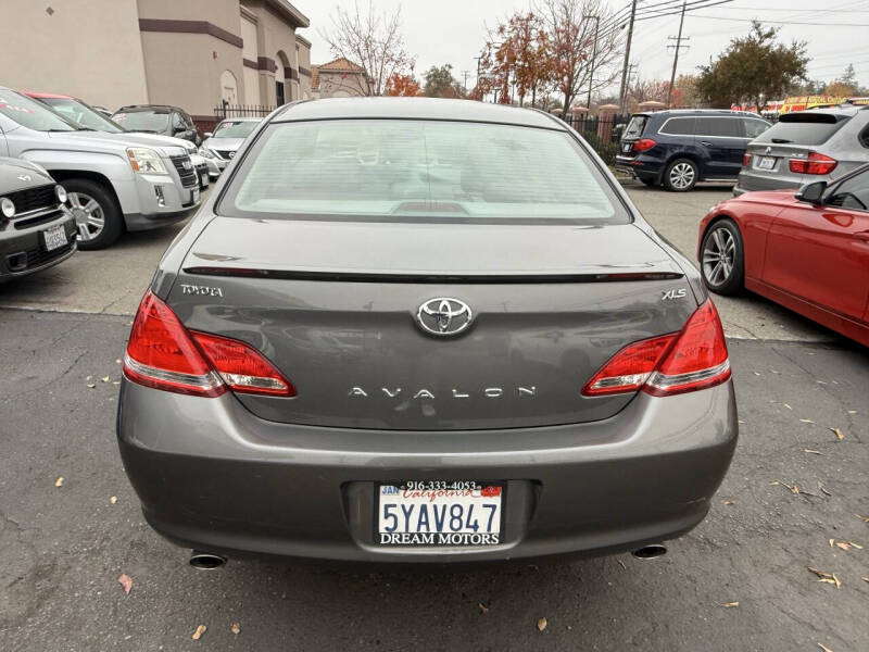 2007 Toyota Avalon XLS