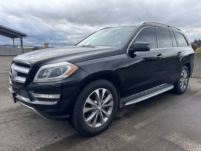 2013 Mercedes-Benz GL-Class for sale at Worldwide Auto in Portland, OR