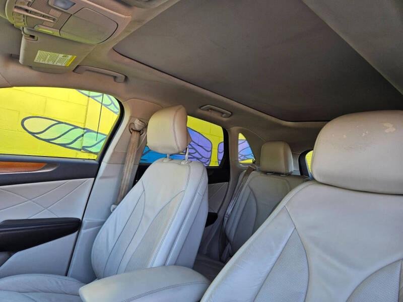 2019 Lincoln MKC Select