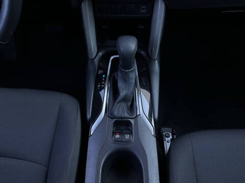 2025 Toyota Corolla Cross LE