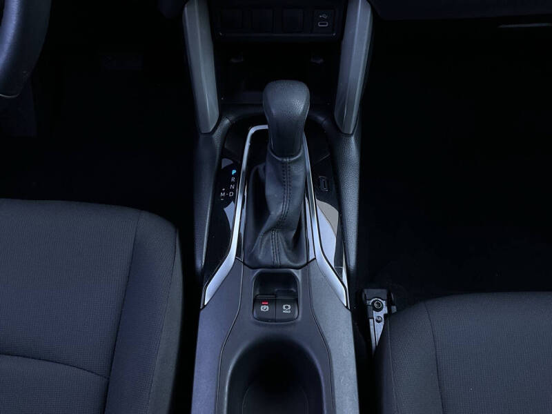 2025 Toyota Corolla Cross LE