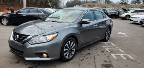 2017 Nissan Altima for sale at GEORGIA AUTO DEALER LLC in Buford GA