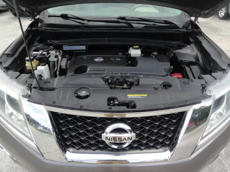 2014 Nissan Pathfinder SV