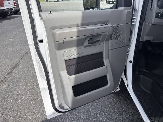 2024 Ford E-Series