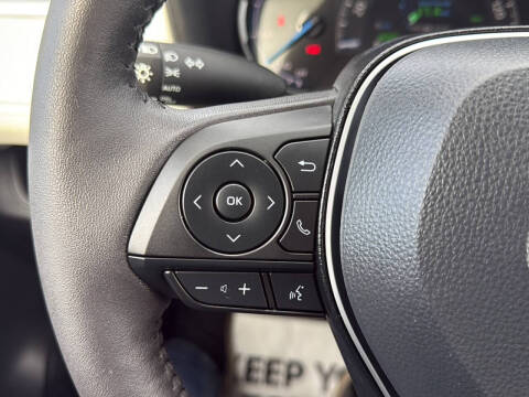 2025 Toyota RAV4 Hybrid XLE