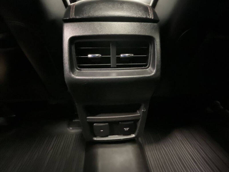 2020 Ford Edge ST Line