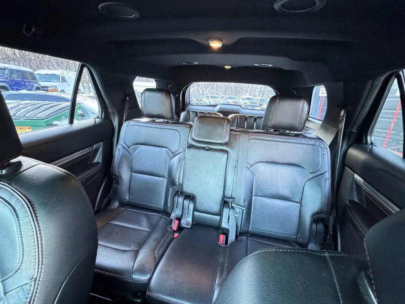 2016 Ford Explorer Sport