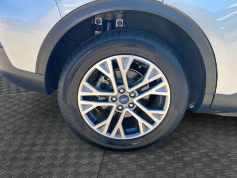 2021 Ford Escape SEL