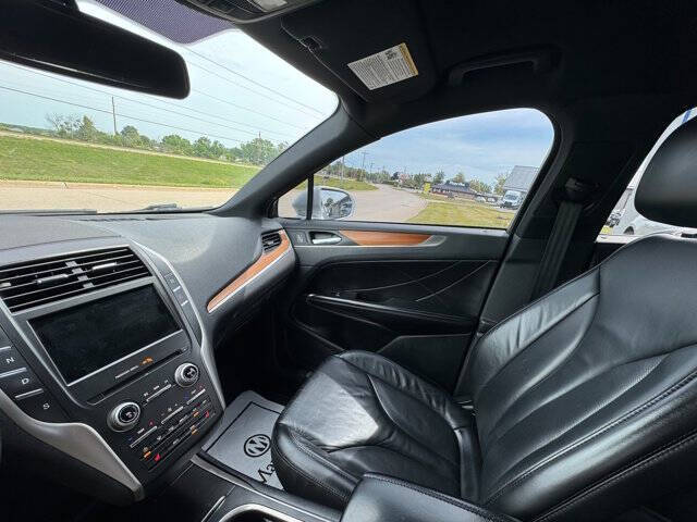 2017 Lincoln MKC Select